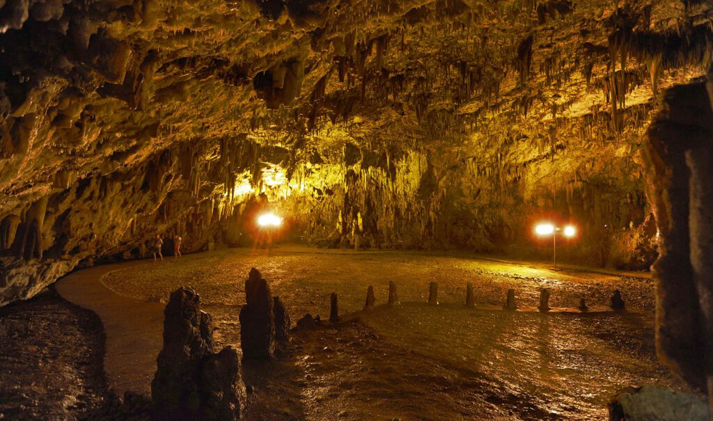 Drogarati-cave